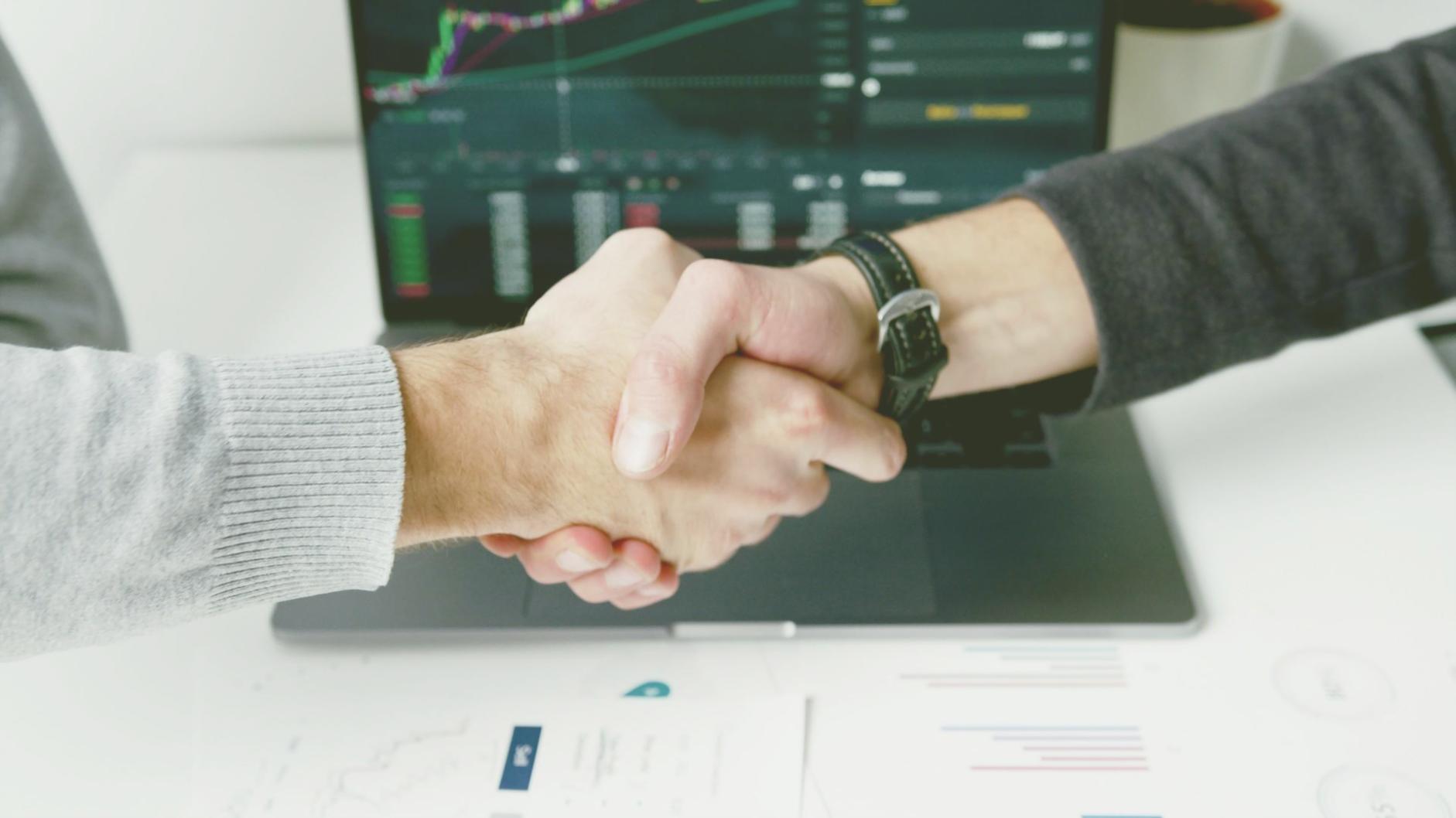 Property valuation process - documents, data and site analysis